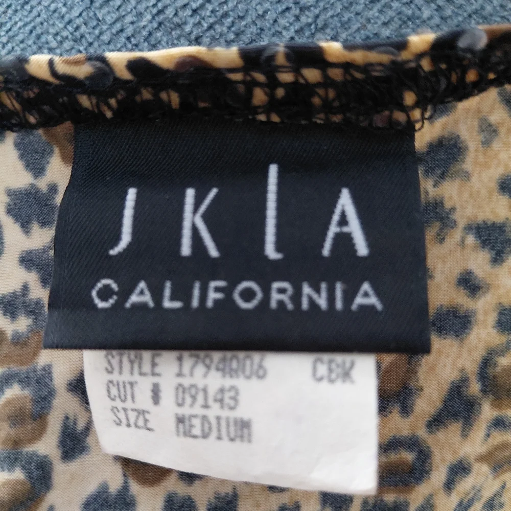 J. K. L. A. Animal Print Sleeveless Blouse - Picture 3 of 5